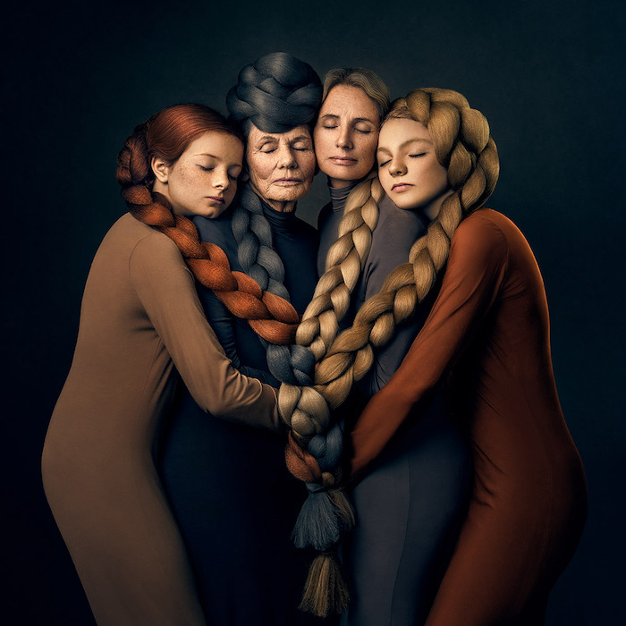 Portrait Masters Awards & Accreditations image of three generations of women.