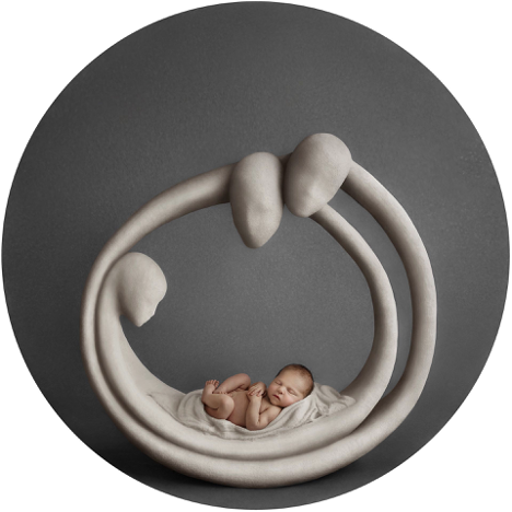 Kelly Brown won a Grand Award in WPPI The Annual in 2020 for her newborn submission to the competition.